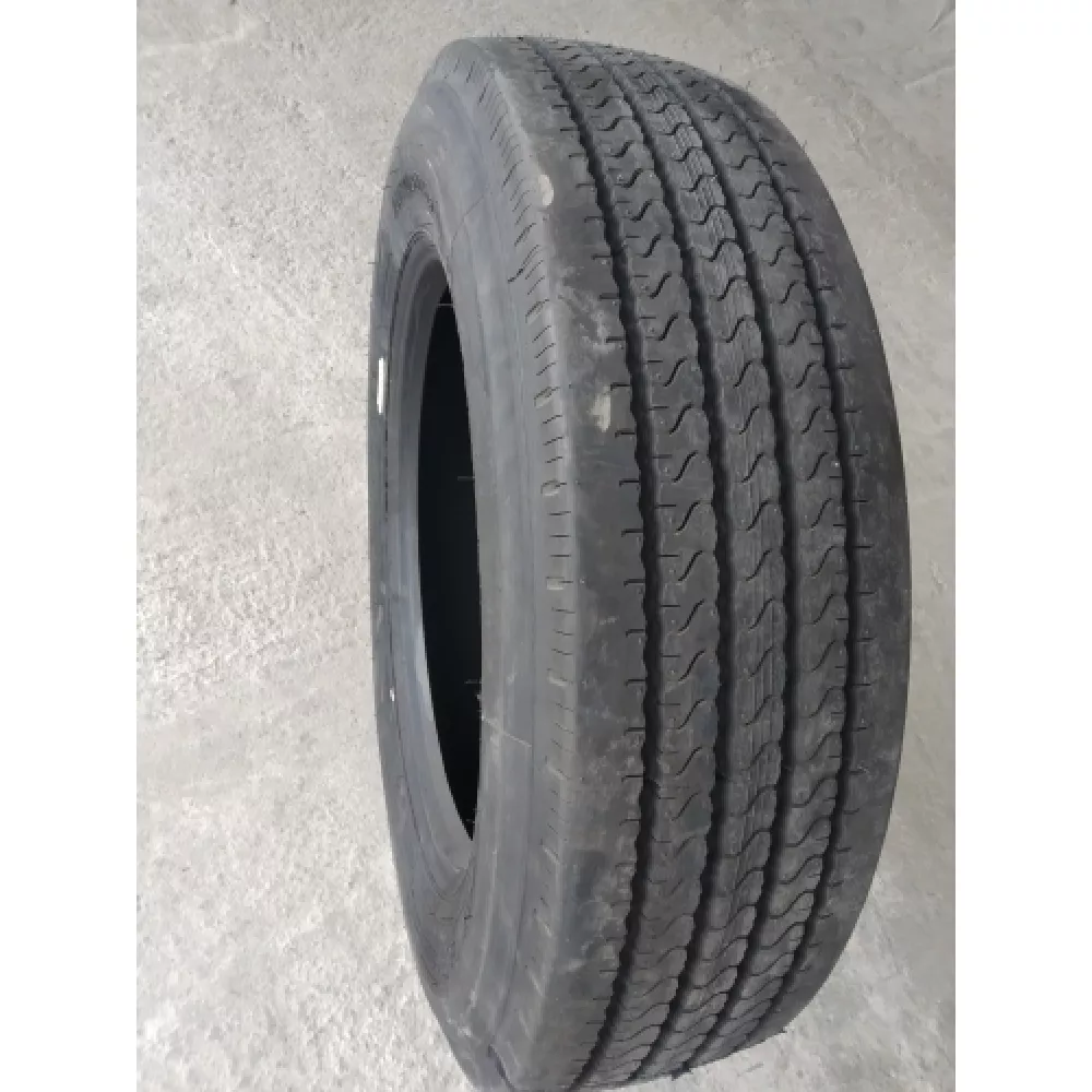 Грузовая шина 255/70 R22,5 Long March LM-120 16PR в Троицке