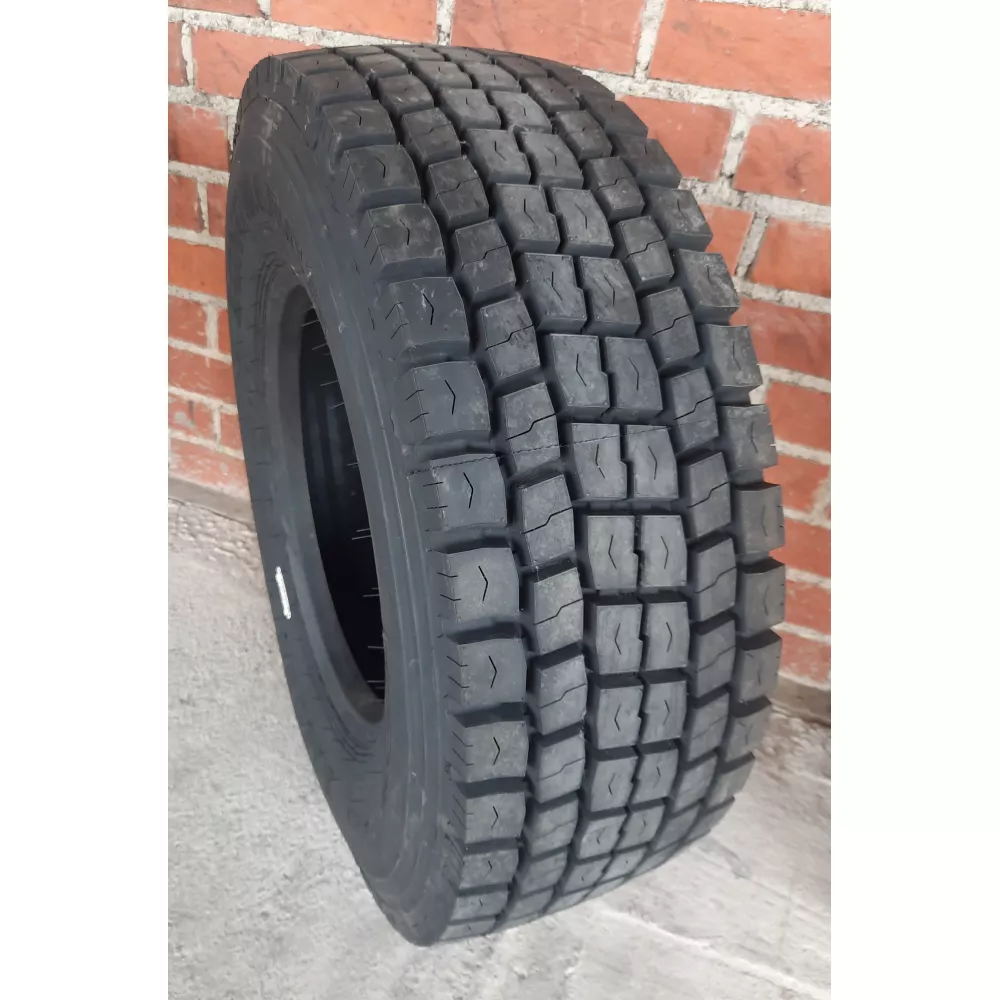 Грузовая шина 305/70 R19,5 Long March LM-329 18PR в Троицке